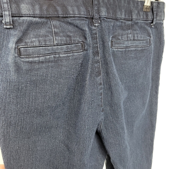 St. John's Bay Capri Women's Dark Wash Blue Denim Jeans Size 10 - Picture 11 of 12